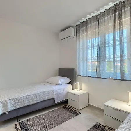 Zdenka With Common Pool Medulin