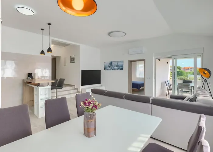 Gostinjska kuća Zdenka With Common Pool 3*