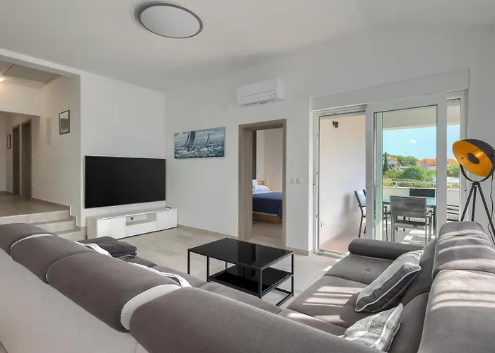 Gostinjska kuća Zdenka With Common Pool 3*