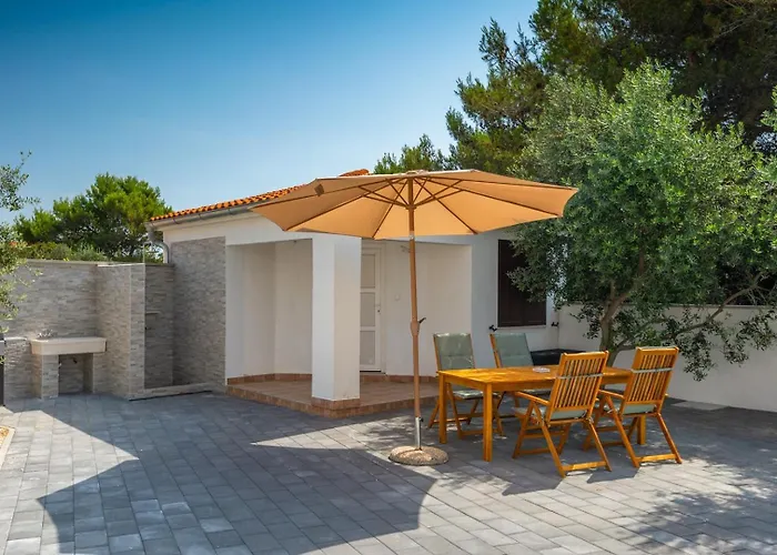 Gostinjska kuća Zdenka With Common Pool 3*