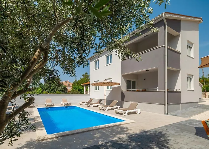 Gostinjska kuća Zdenka With Common Pool 3*